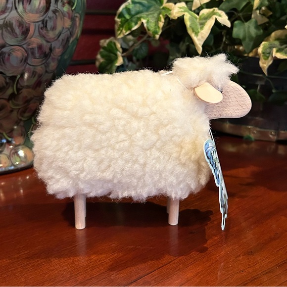 NWT World Traveler Meier Germany Wool Sheep Figurine - Picture 5 of 8